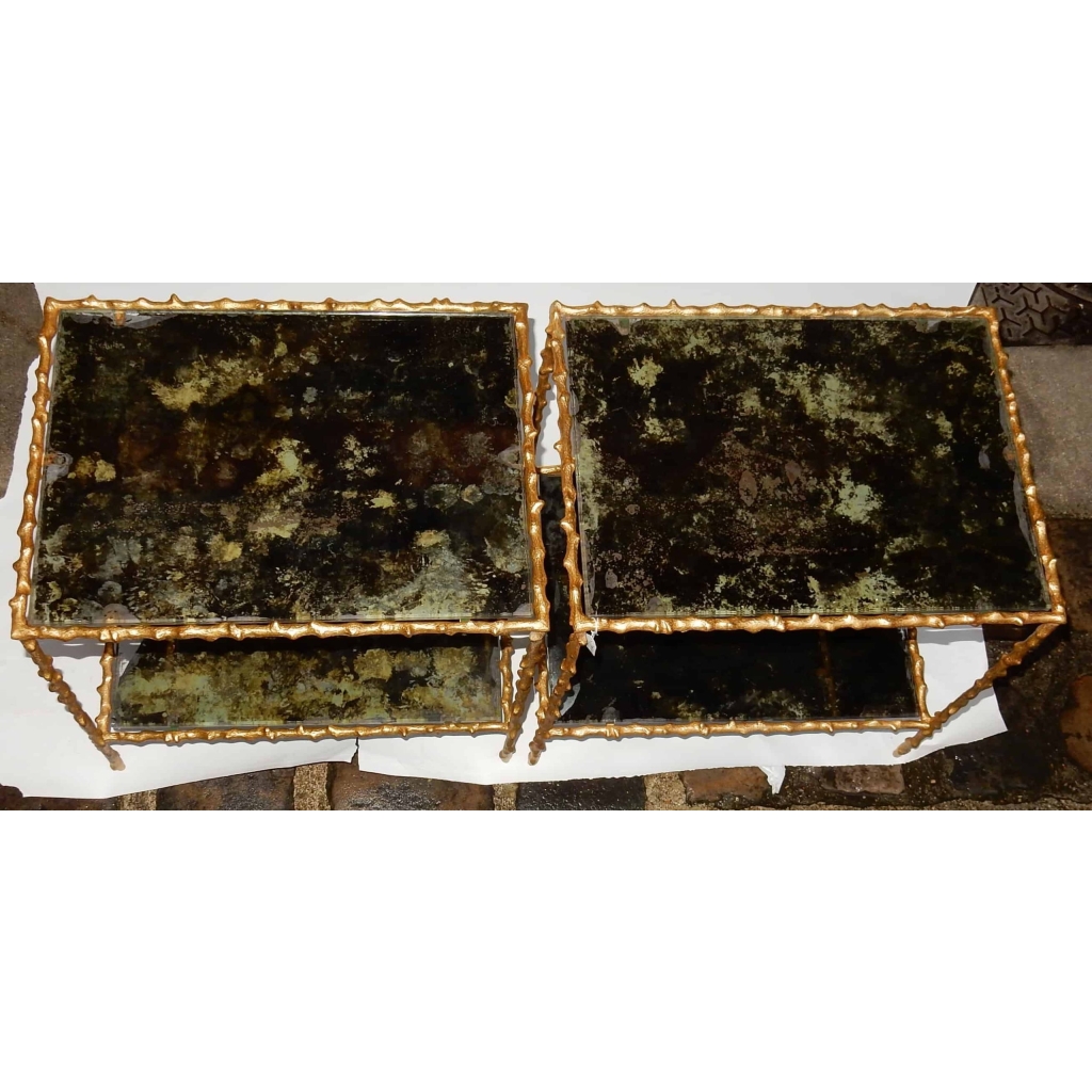 1970′ Paire de Bouts de Canapé En Bronze Doré Decor Végétal  Maison Jansen Plateaux Miroirs Vieillis  49 X 37 cm 4