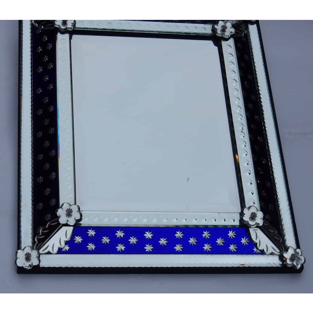 1940/50 ‘ Miroir N3 Venise Rectangulaire à Fronton Avec Cadre en Verre Bleu Orné D Etoiles Argentées Centre Biseauté | Biron 1940/50 ' Miroir N3 Venise Rectangulaire à Fronton Avec Cadre en Verre Bleu Orné D Etoiles Argentées Centre Biseauté