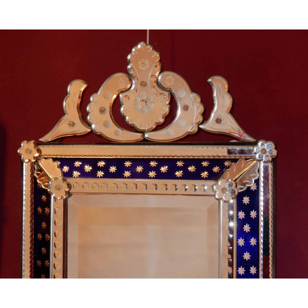 1940/50 ‘ Miroir N3 Venise Rectangulaire à Fronton Avec Cadre en Verre Bleu Orné D Etoiles Argentées Centre Biseauté | Biron 1940/50 ' Miroir N3 Venise Rectangulaire à Fronton Avec Cadre en Verre Bleu Orné D Etoiles Argentées Centre Biseauté