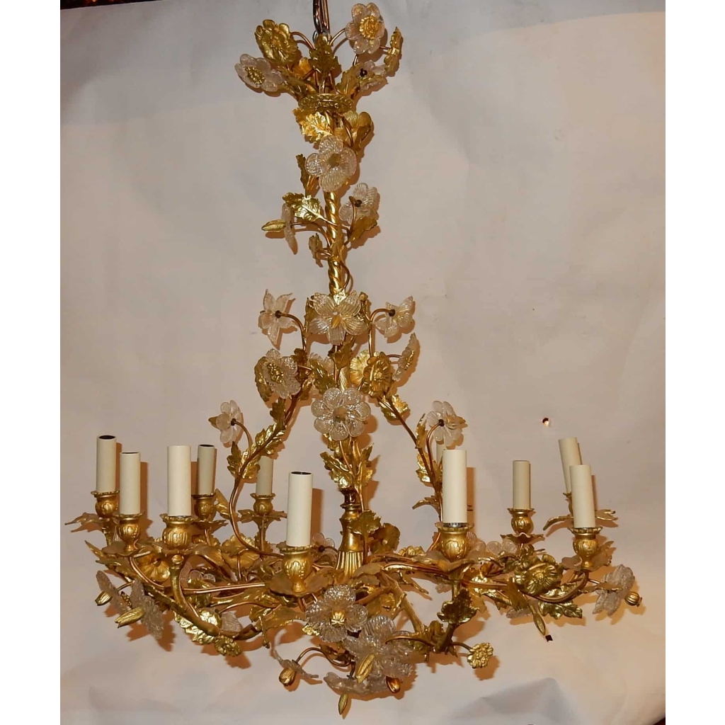 1880′ Lustre en Bronze Doré Décor Floral 12 Lumiéres | Biron 1880' Lustre en Bronze Doré Décor Floral 12 Lumiéres