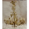 1880′ Lustre en Bronze Doré Décor Floral 12 Lumiéres | Biron 1880' Lustre en Bronze Doré Décor Floral 12 Lumiéres