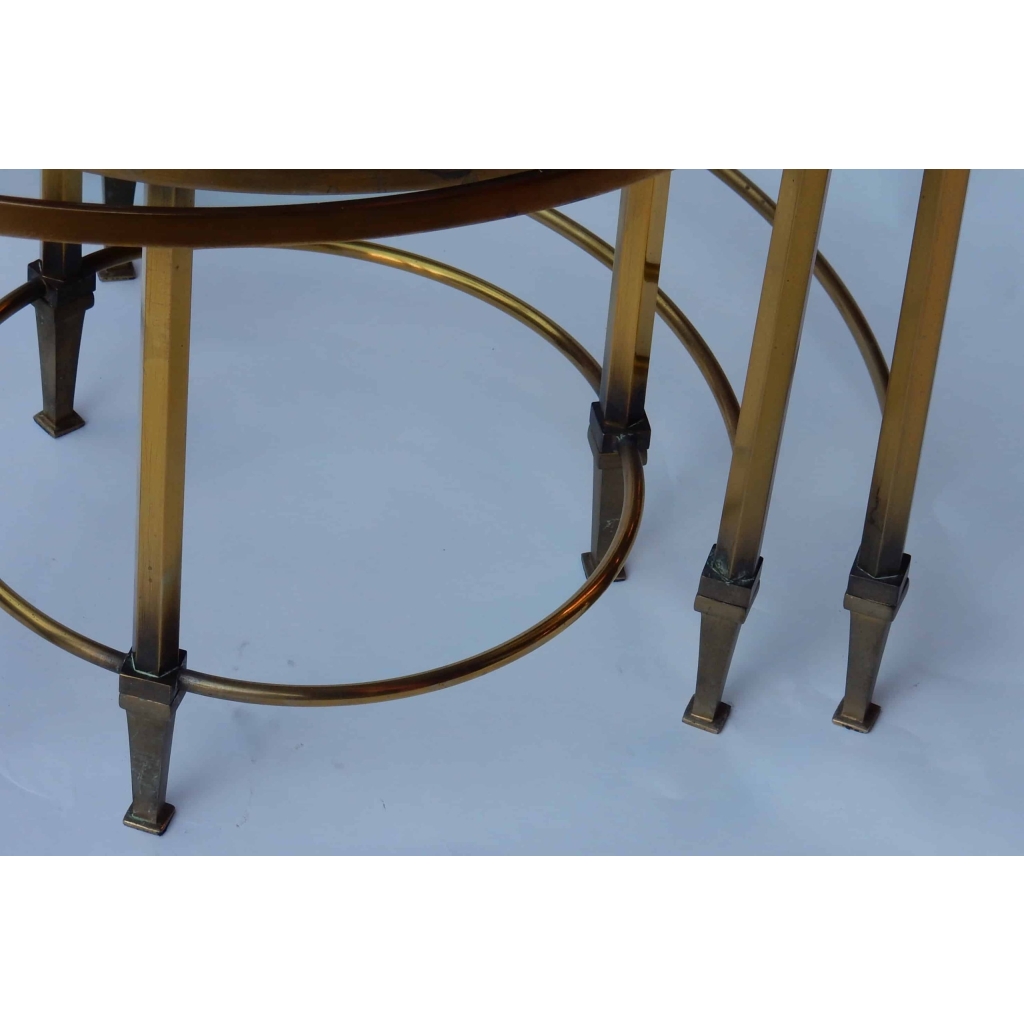 1950/70 Série de Tables Gigognes Rondes Maison Ramsay de Style en Laiton | Biron 1950/70 Série de Tables Gigognes Rondes Maison Ramsay de Style en Laiton