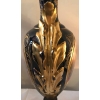 Paire de vases en porcelaine bleu de Sèvres et dorure, anses en porcelaine. Réf: 320. | Biron Paire de vases en porcelaine bleu de Sèvres et dorure, anses en porcelaine. Réf: 320.