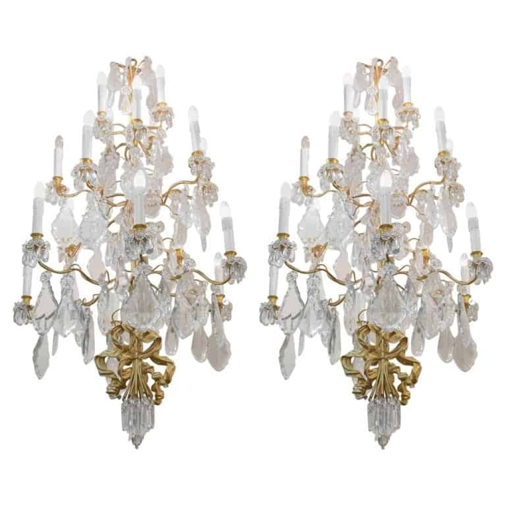 Spectaculaire Paire De Lustres, 1930-1940 En Bronze Doré Et Importantes Pampilles En Cristal | Biron ||||||||