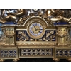 Garniture, horloge et ses 2 candélabres en bronze doré et lapis-lazuli. Réf: 375. | Biron Garniture, horloge et ses 2 candélabres en bronze doré et lapis-lazuli. Réf: 375.
