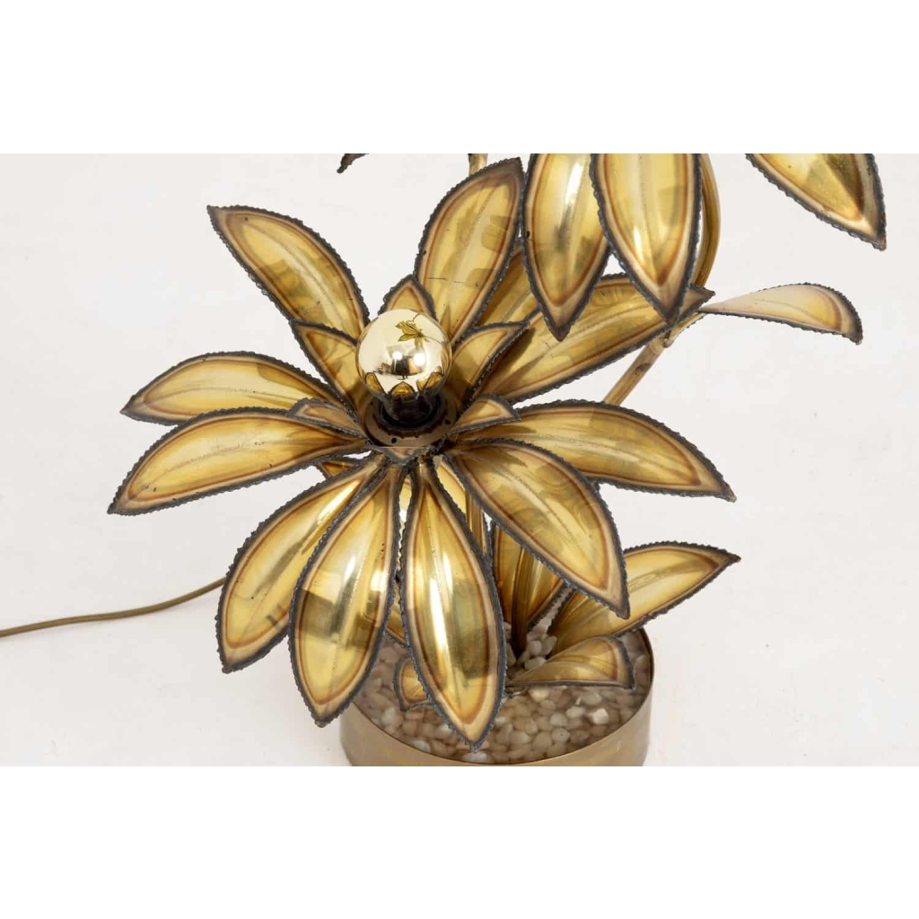 Maison Jansen, Lampe fleur en laiton doré, années 1970 | Biron Maison Jansen, Lampe fleur en laiton doré, années 1970