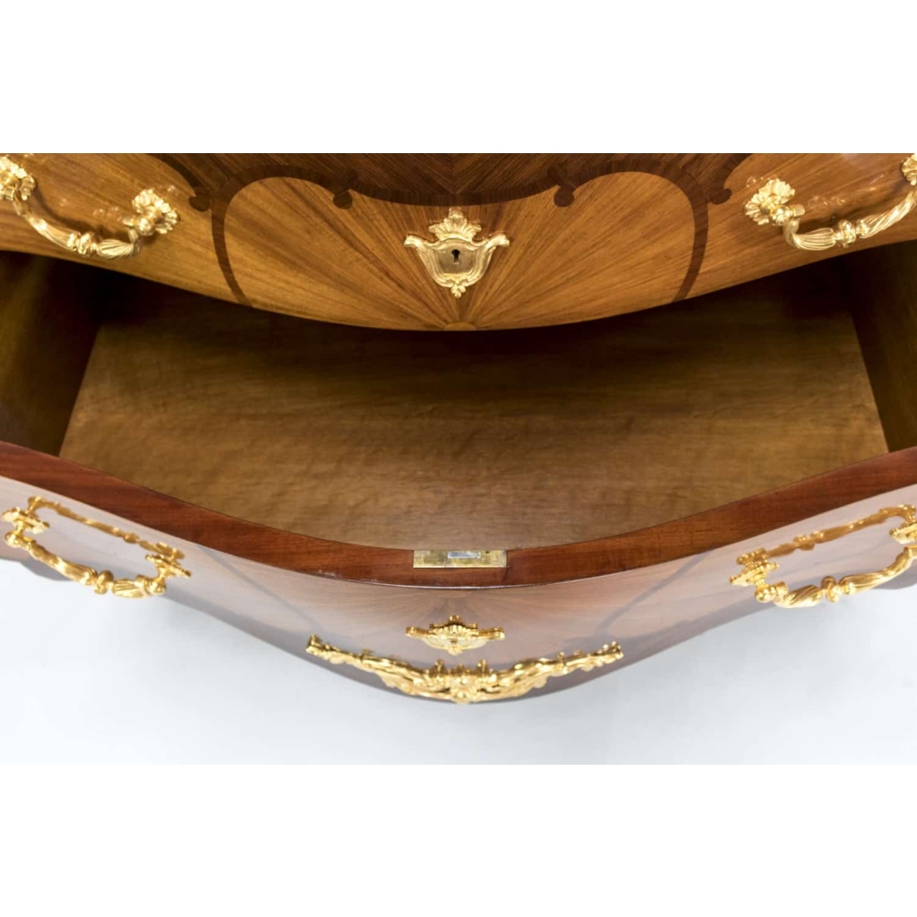 Henry Dasson, Commode marquetée de style Louis XV, avant 1894 | Biron Henry Dasson, Commode marquetée de style Louis XV, avant 1894