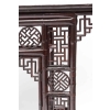 Grande console chinoise en bambou laqué rouge, fin XIXe siècle | Biron Grande console chinoise en bambou laqué rouge, fin XIXe siècle