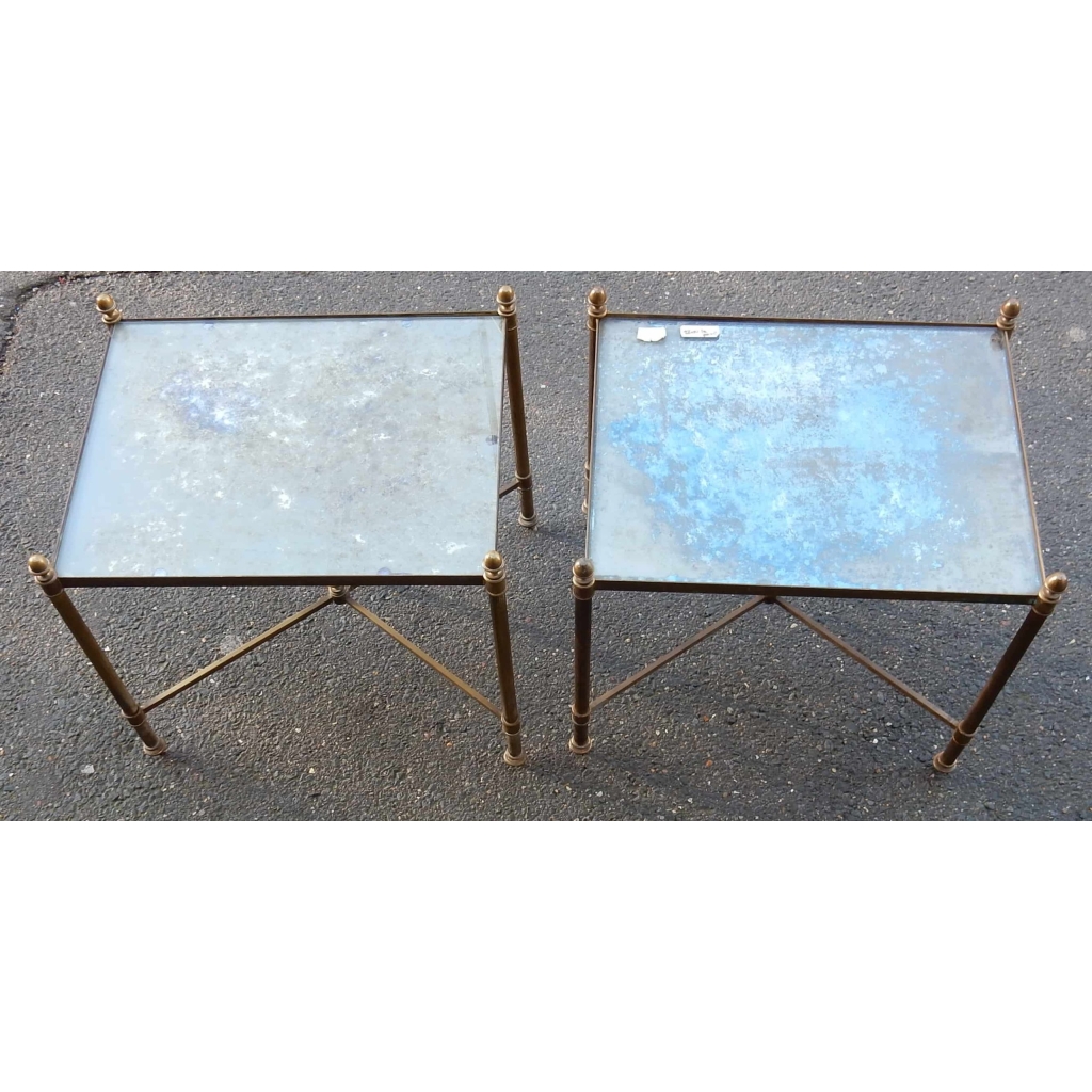 1950/70′ Paire de Bouts de Canapés Bronze Modéle Bambou , Plateau en miroir oxydés vieillis Style Maison Bagués 41 X 32 cm | Biron 1950/70' Paire de Bouts de Canapés Bronze Modéle Bambou , Plateau en miroir oxydés vieillis Style Maison Bagués 41 X 32 cm