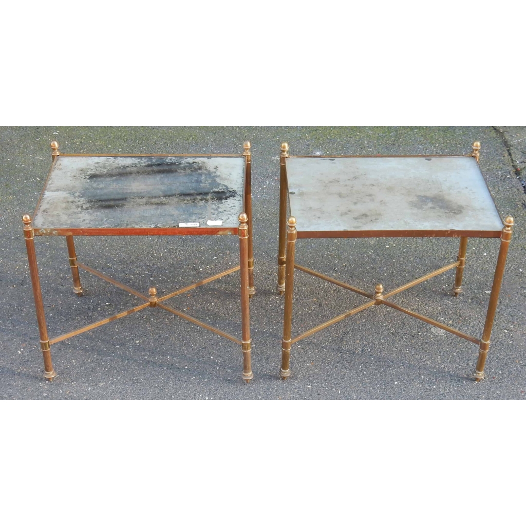 1950/70′ Paire de Bouts de Canapés Bronze Modéle Bambou , Plateau en miroir oxydés vieillis Style Maison Bagués 41 X 32 cm | Biron 1950/70' Paire de Bouts de Canapés Bronze Modéle Bambou , Plateau en miroir oxydés vieillis Style Maison Bagués 41 X 32 cm
