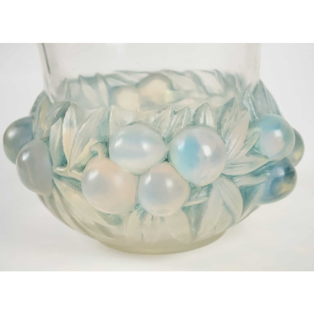 René Lalique Opalescent Vase « Prunes » | Biron René Lalique Opalescent Vase "Prunes"