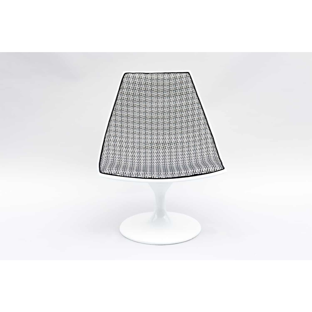 Paire de fauteuils pivotant en fibre de verre laquée blanc, années 1970