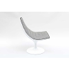 Paire de fauteuils pivotant en fibre de verre laquée blanc, années 1970