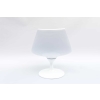 Paire de fauteuils pivotant en fibre de verre laquée blanc, années 1970