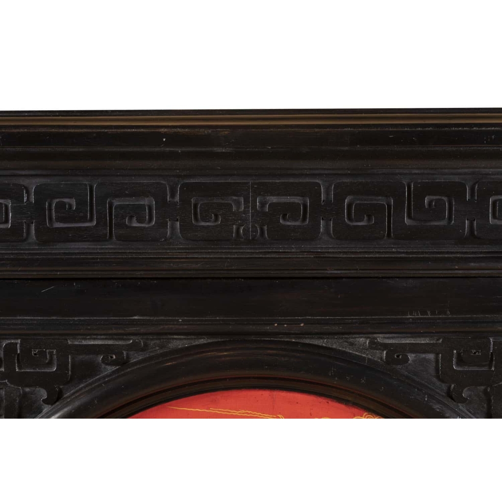 Grand meuble d’appui chinoisant en bois laqué noir, rouge et or, vers 1880 | Biron Grand meuble d’appui chinoisant en bois laqué noir, rouge et or, vers 1880