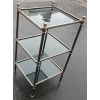 1970' Bout de canapé carré 3 plateaux avec vitres teintées bleuté 32 X 32 cm