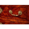 Paire de commodes de style Régence en marqueterie. Fin XIX ème