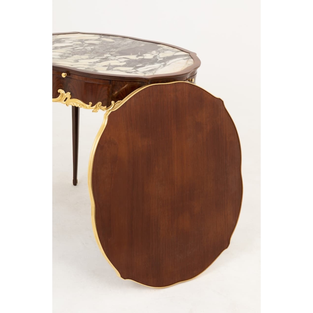 Table bouillotte de style Louis XV en bois de violette, fin XIXe siècle