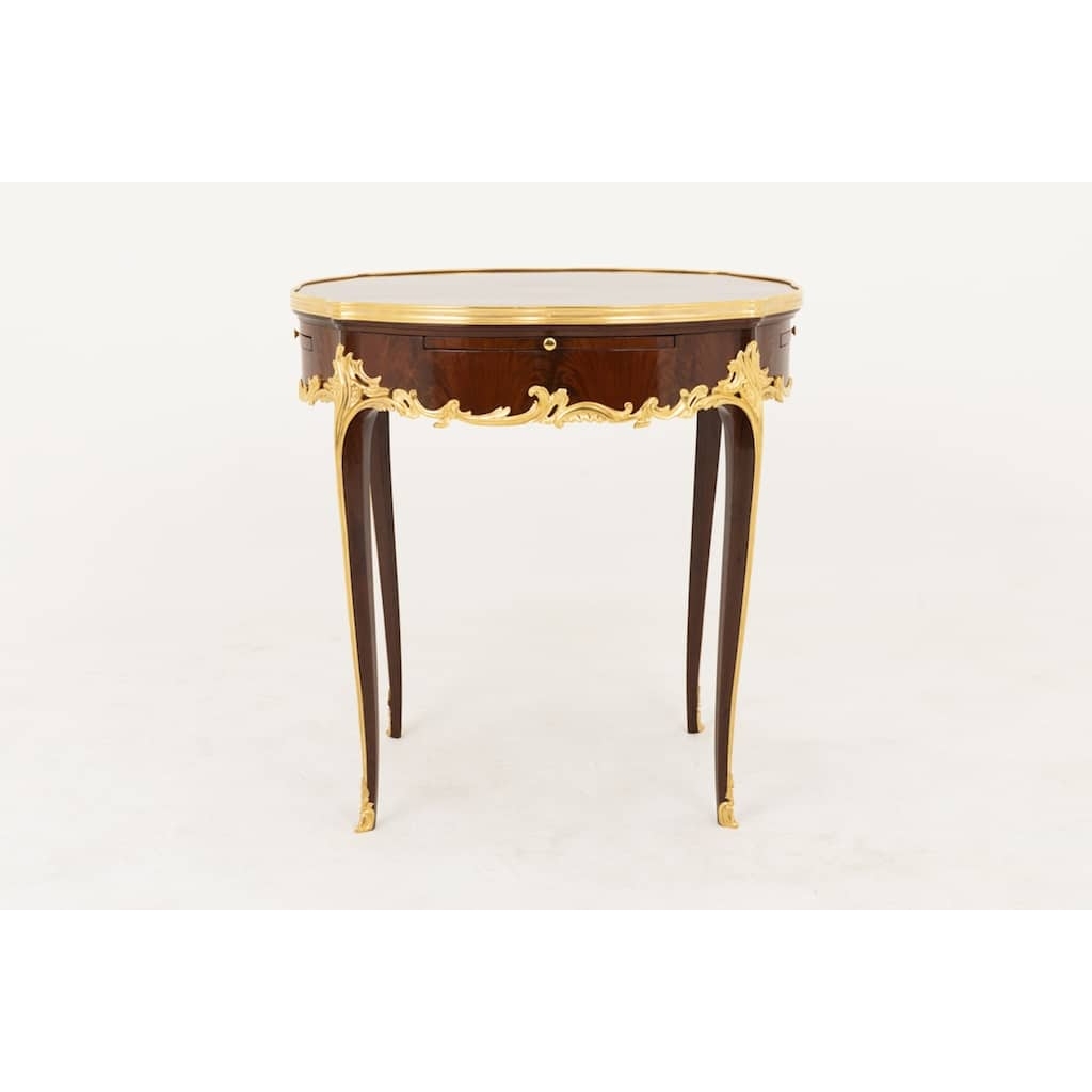 Table bouillotte de style Louis XV en bois de violette, fin XIXe siècle