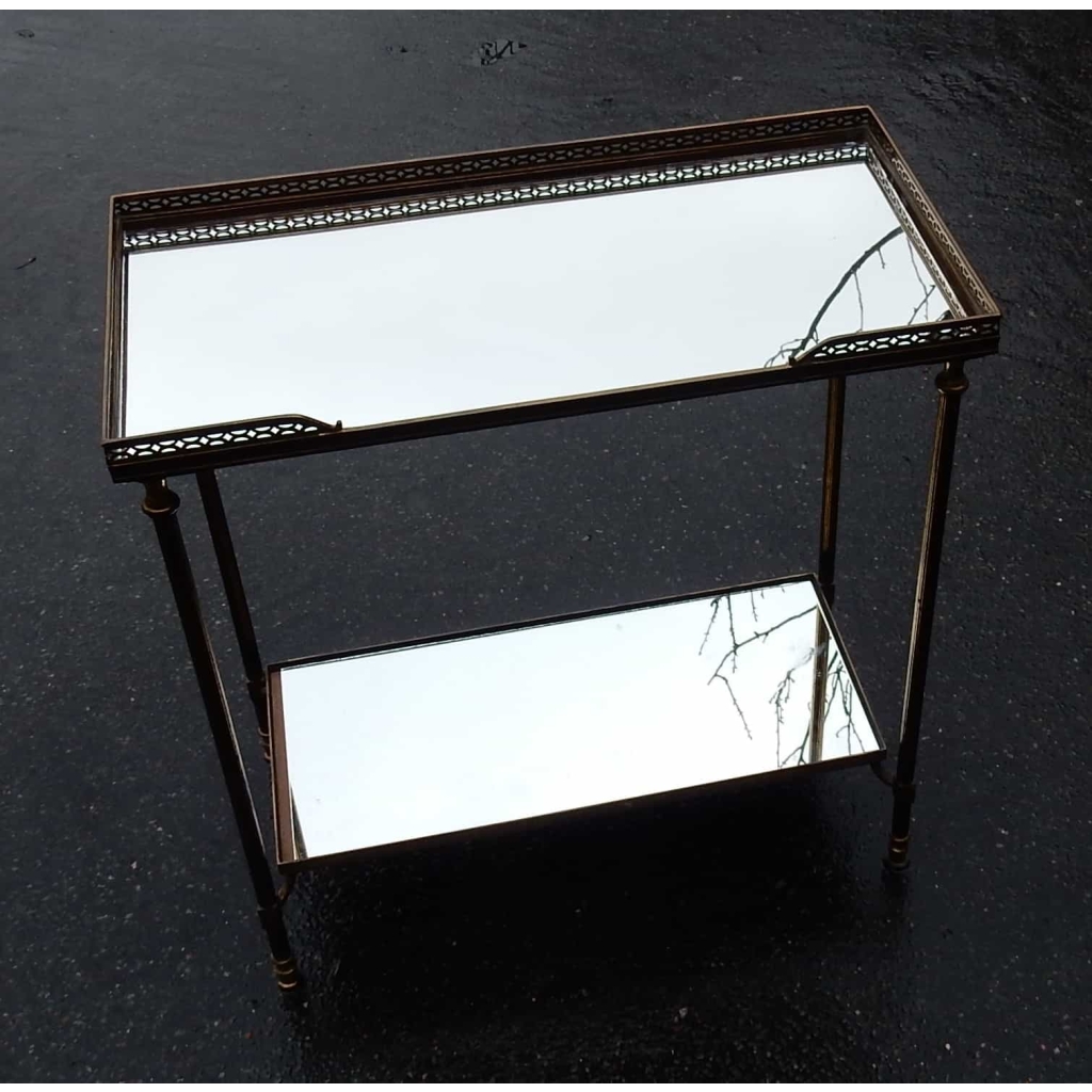 1970′ Bout de Canapé Rectangulaire Maison Baguès Plateaux Miroirs avec Galeries Ajourées 50,5 x 25,5 cm | Biron 1970' Bout de Canapé Rectangulaire Maison Baguès Plateaux Miroirs avec Galeries Ajourées 50,5 x 25,5 cm