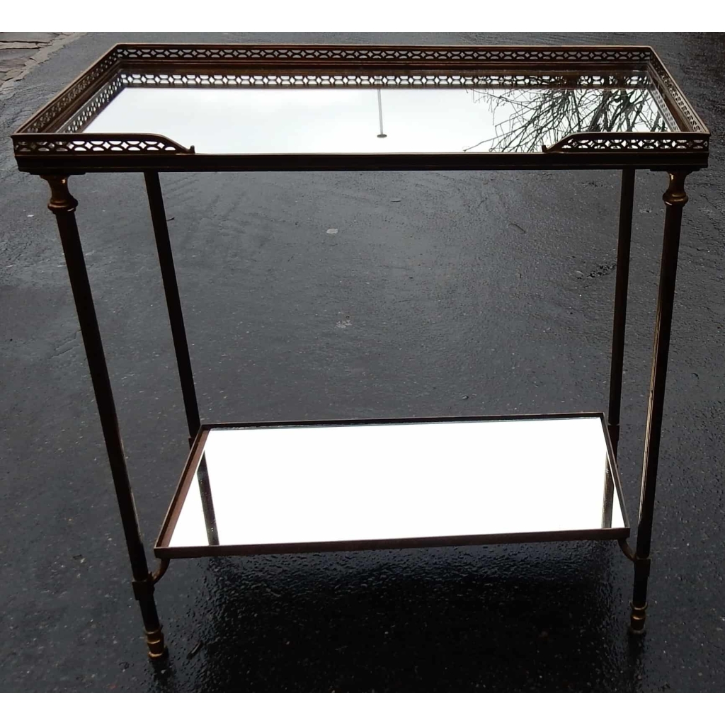 1970′ Bout de Canapé Rectangulaire Maison Baguès Plateaux Miroirs avec Galeries Ajourées 50,5 x 25,5 cm | Biron 1970' Bout de Canapé Rectangulaire Maison Baguès Plateaux Miroirs avec Galeries Ajourées 50,5 x 25,5 cm