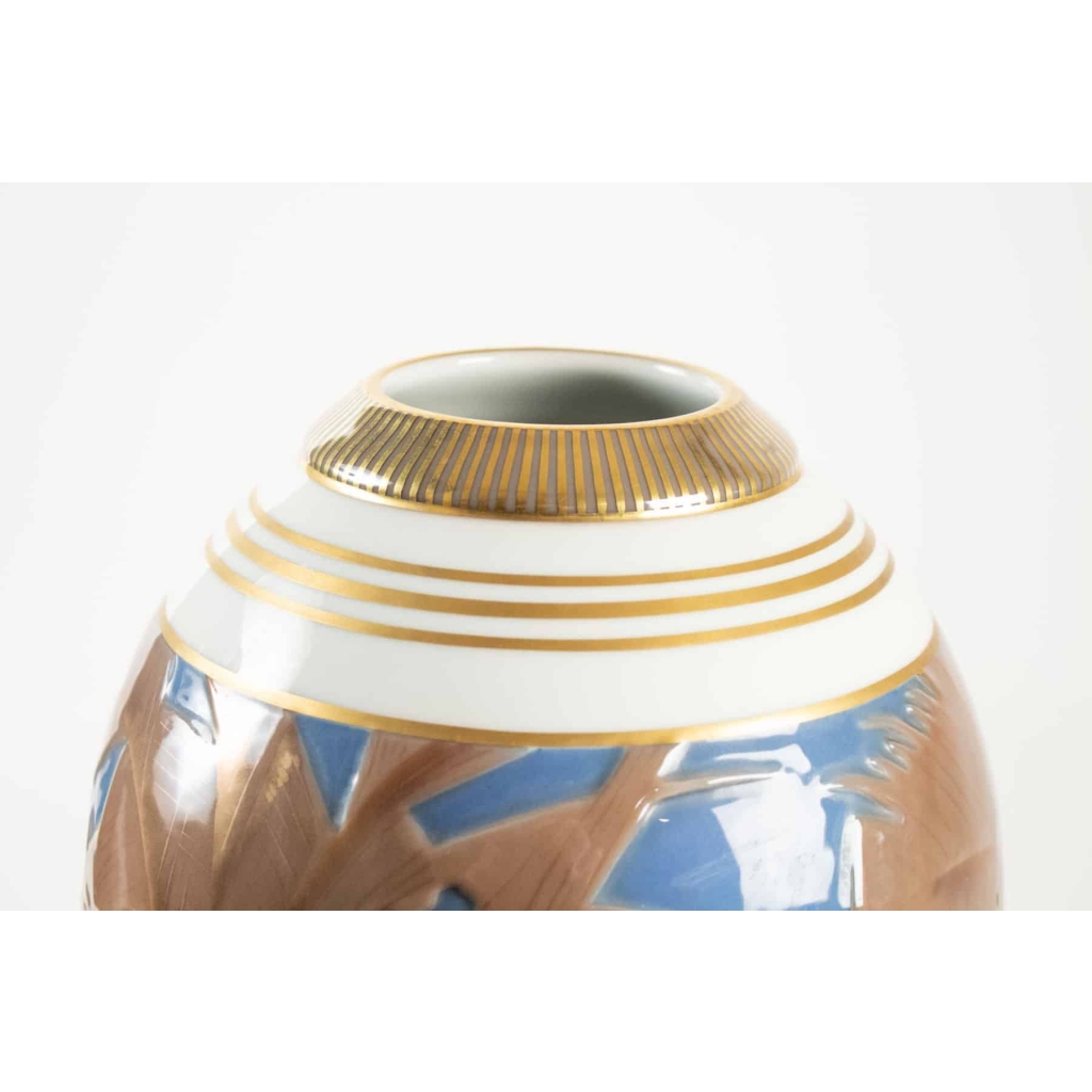 Grand vase en porcelaine de Sèvres à décor africaniste – céramique art déco | Biron Grand vase en porcelaine de Sèvres à décor africaniste - céramique art déco