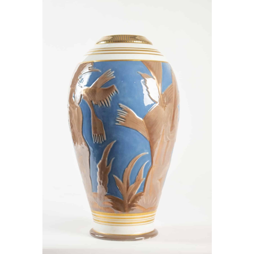 Grand vase en porcelaine de Sèvres à décor africaniste – céramique art déco | Biron Grand vase en porcelaine de Sèvres à décor africaniste - céramique art déco