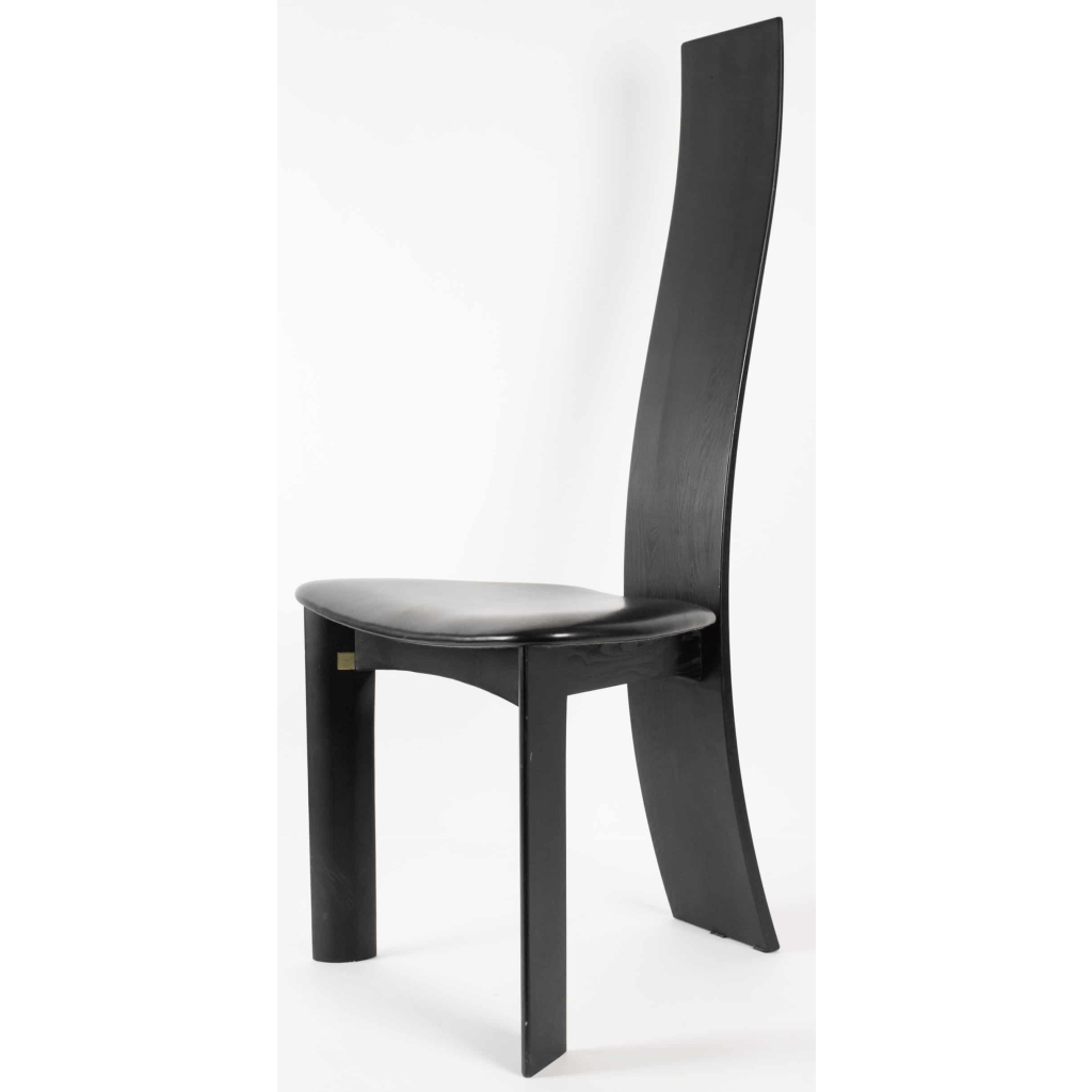 Suite De 4 Fauteuils En Chêne Laqué Noir