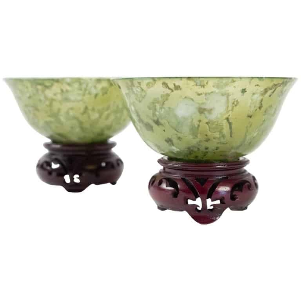 Paire De Coupes En Jadéïte, Art d’Asie, Antiquité, Début Du XXème Siècle, Chine | Biron |||||||||
