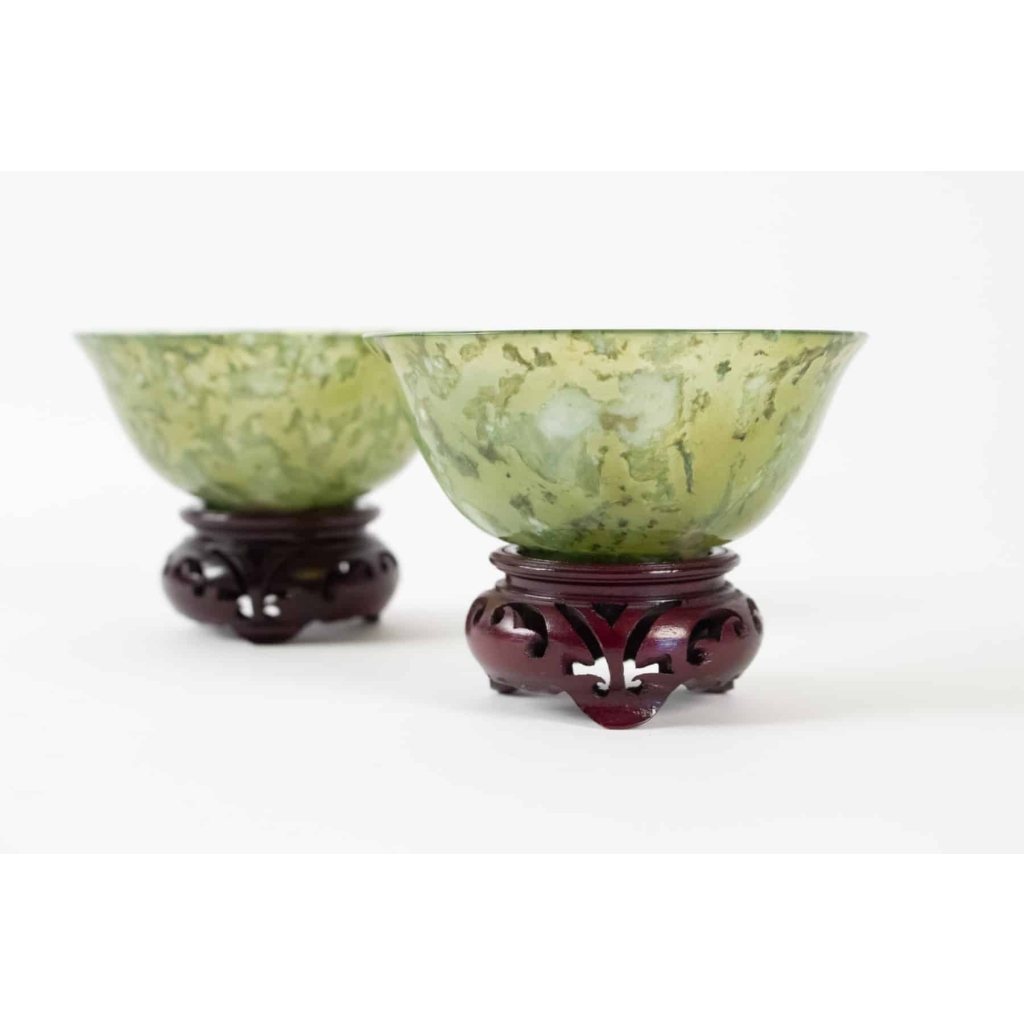 Paire De Coupes En Jadéïte, Art d’Asie, Antiquité, Début Du XXème Siècle, Chine | Biron Paire De Coupes En Jadéïte, Art d'Asie, Antiquité, Début Du XXème Siècle, Chine