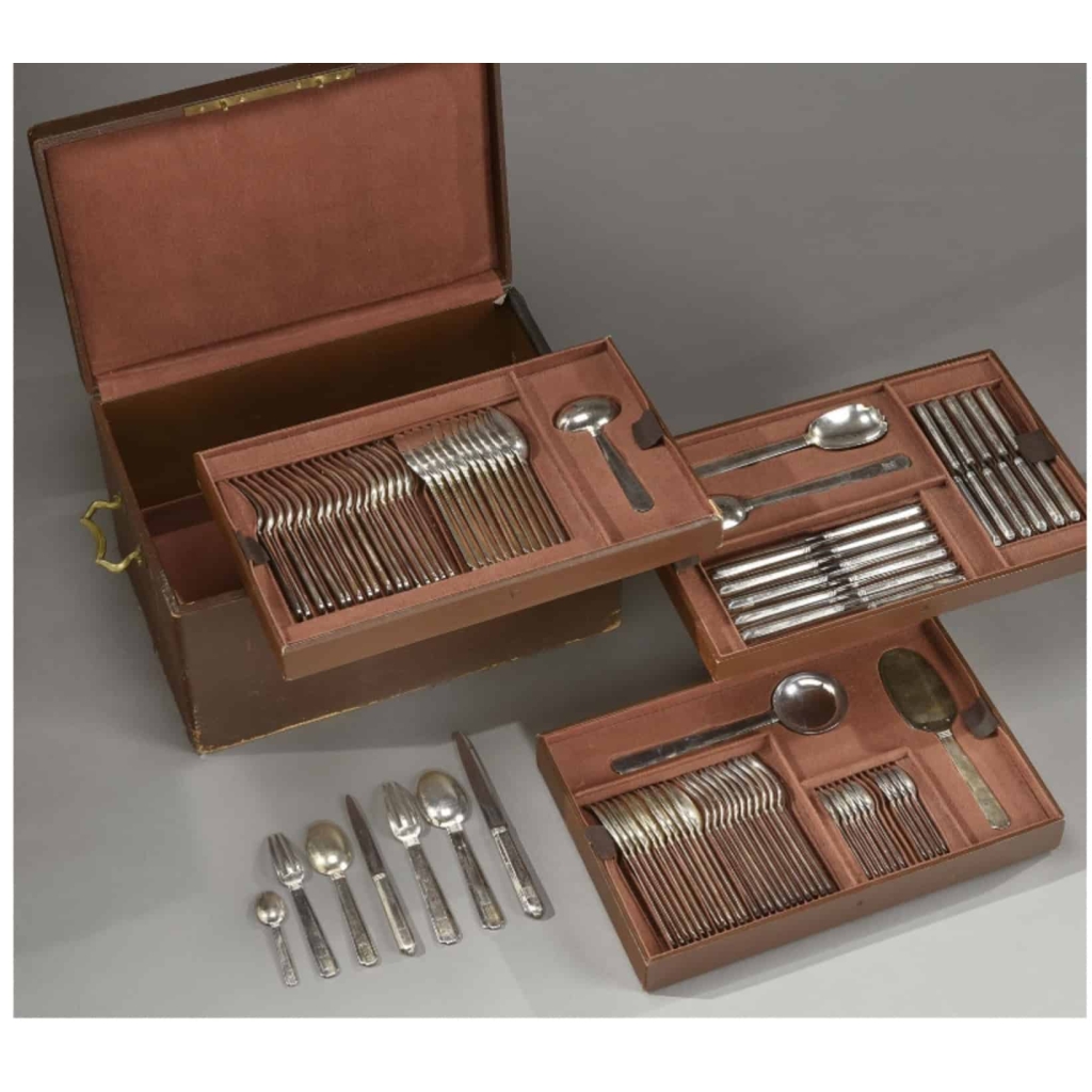 Jean Puiforcat « Bayonne » Flatware , circa 1924 :92 pieces | Biron Jean Puiforcat "Bayonne" Flatware , circa 1924 :92 pieces