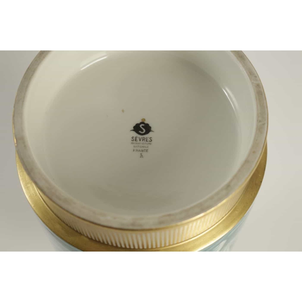 Vase en porcelaine de Sèvres – céramique Art Déco | Biron Vase en porcelaine de Sèvres - céramique Art Déco