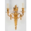 Suite de quatre appliques de style Louis XVI. | Biron Suite de quatre appliques de style Louis XVI.