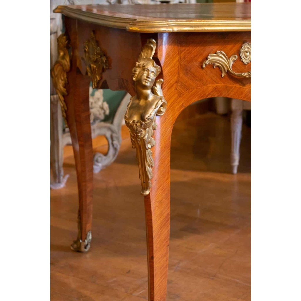 Bureau Plat De Style Louis XV, Signé Sormani, XIXème Siècle.