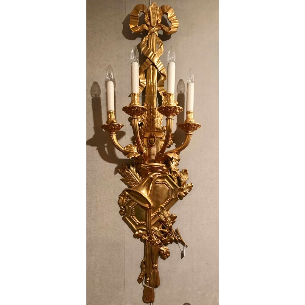 Paire d’appliques en bronze doré, à 4 bras de lumières, de style Louis XVI. Possibilité 6 paires. Réf: 146 | Biron ||||||||