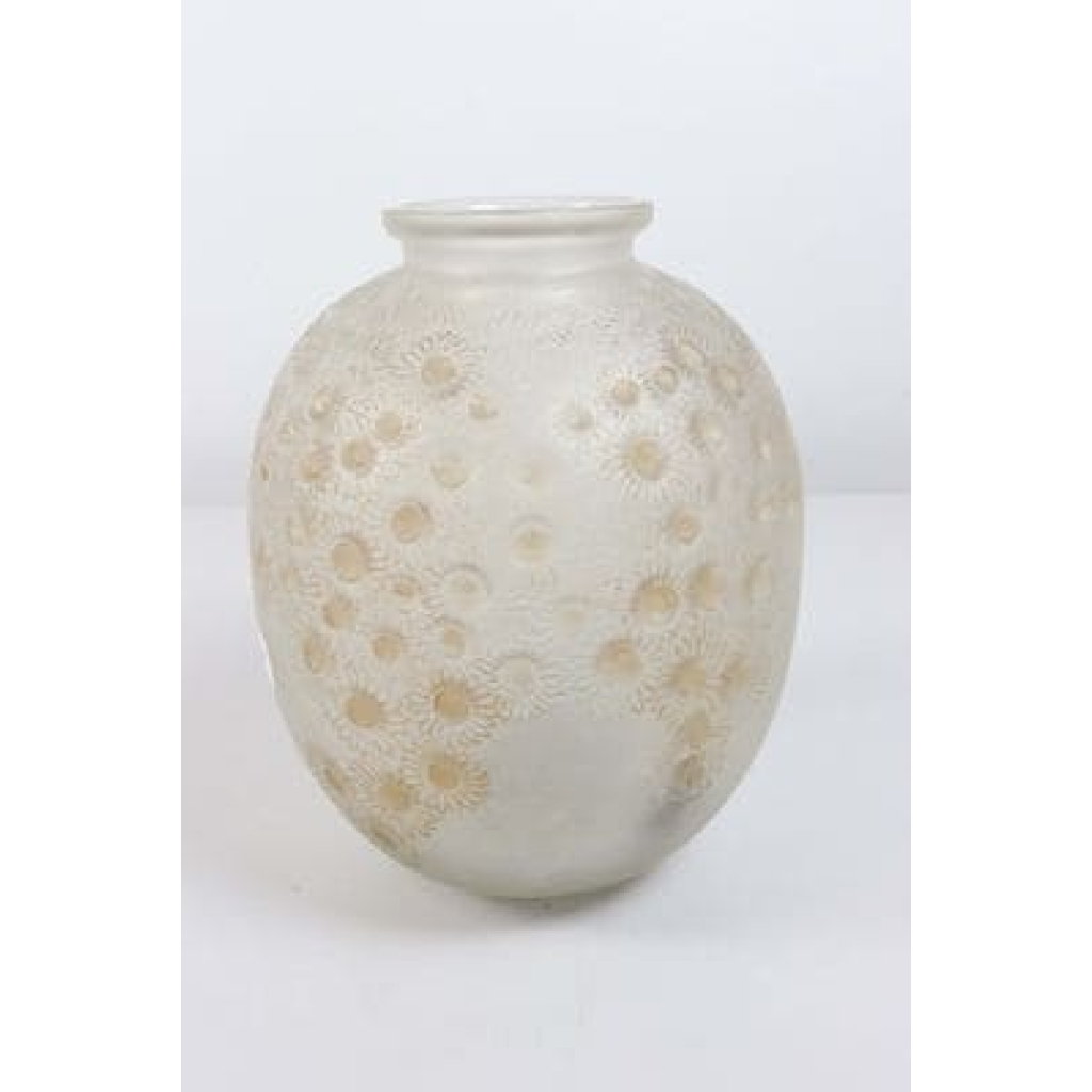 RENE LALIQUE (1860-1945) Vase « Marguerites » | Biron ||