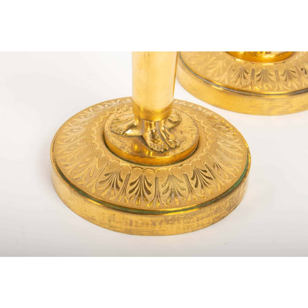 Paire de bougeoirs modele de Claude GALLE