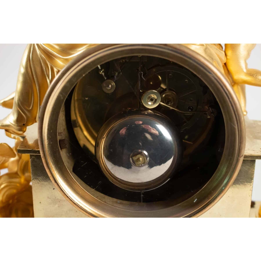 Pendule d’époque 1er Empire (1804 – 1815). | Biron Pendule d'époque 1er Empire (1804 - 1815).