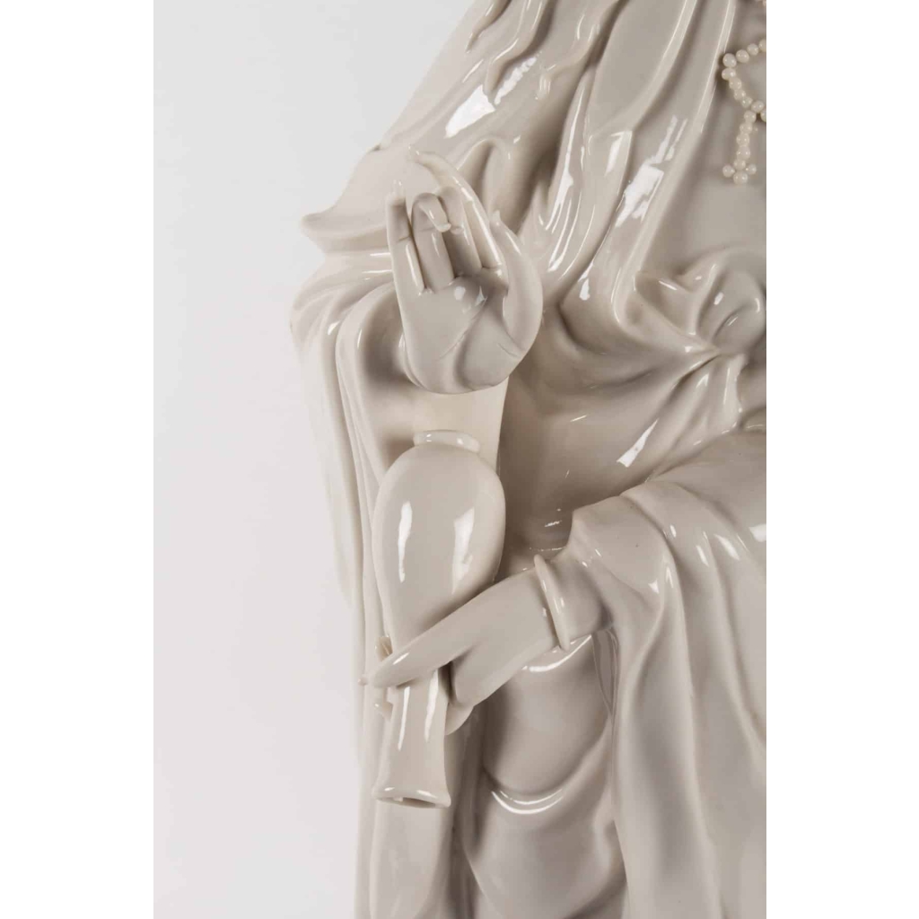 Guanyin. | Biron Guanyin.