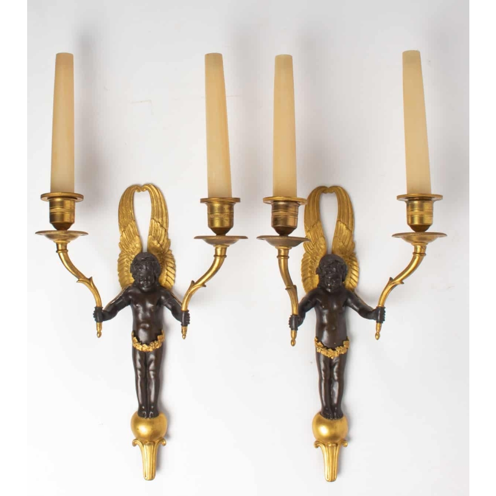 Paire d’Appliques Empire Aux Angelots | Biron |||||