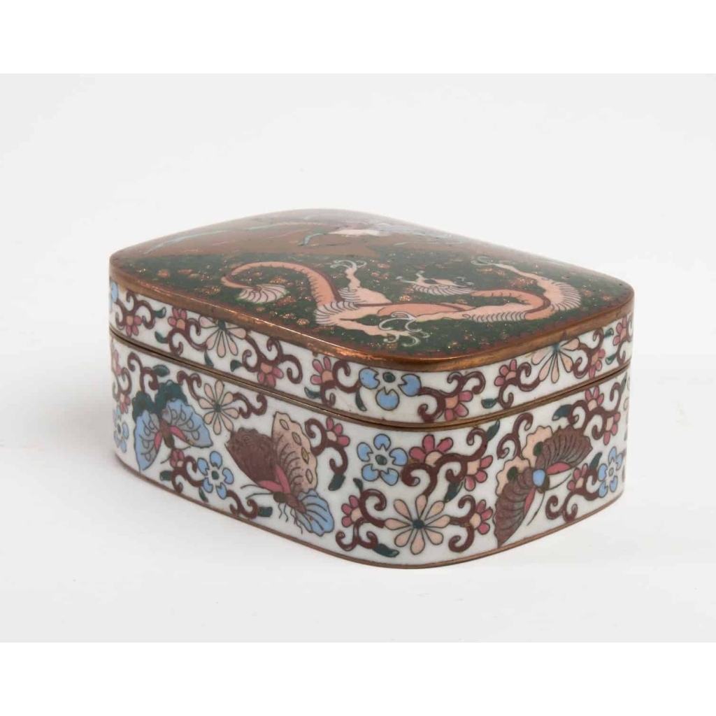 Boite En Emaux Cloisonnés Sur Cuivre à Décor De Dragon Et Phénix, Japon, Vers 1880