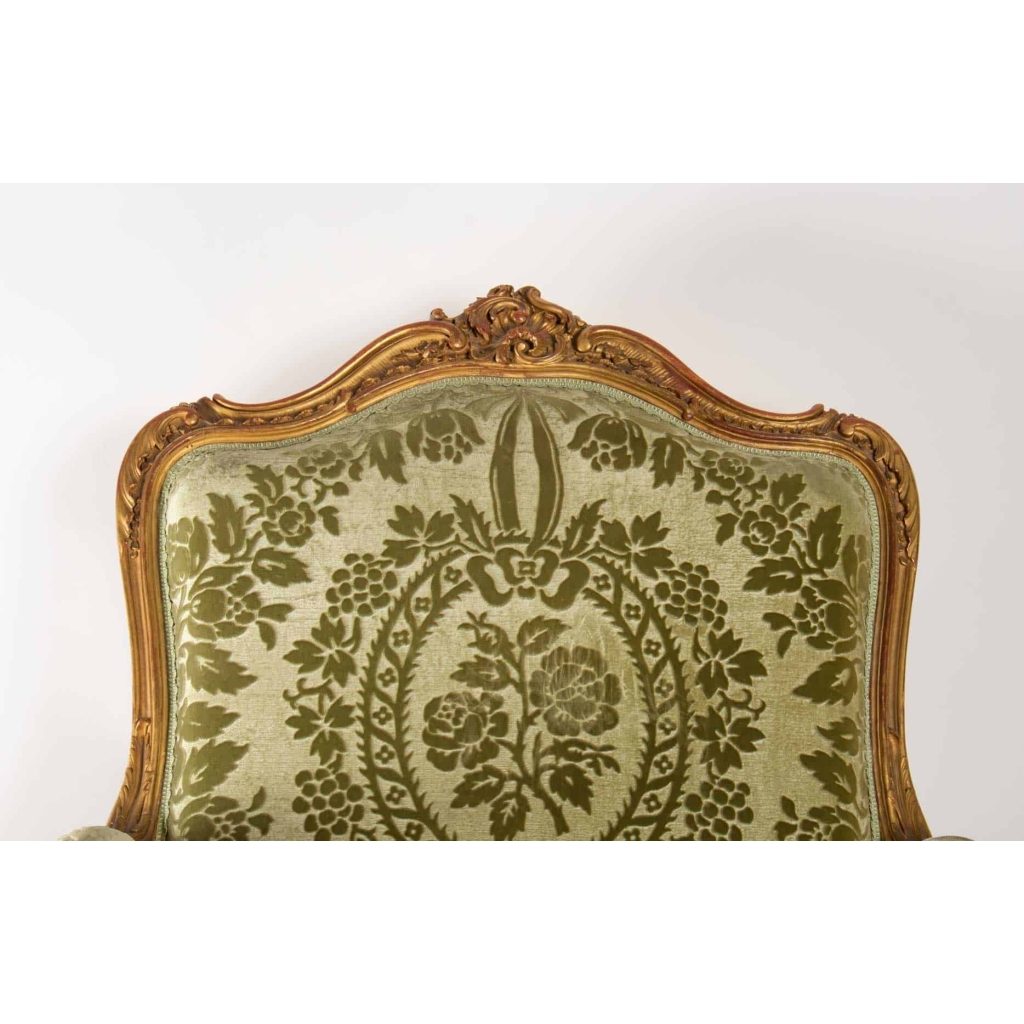 Paire De Fauteuils De Style Louis XV Bois Doré | Biron Paire De Fauteuils De Style Louis XV Bois Doré
