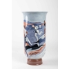 Grand vase à décor de » coureurs » en porcelaine de sèvres – céramique art déco | Biron Grand vase à décor de " coureurs " en porcelaine de sèvres - céramique art déco