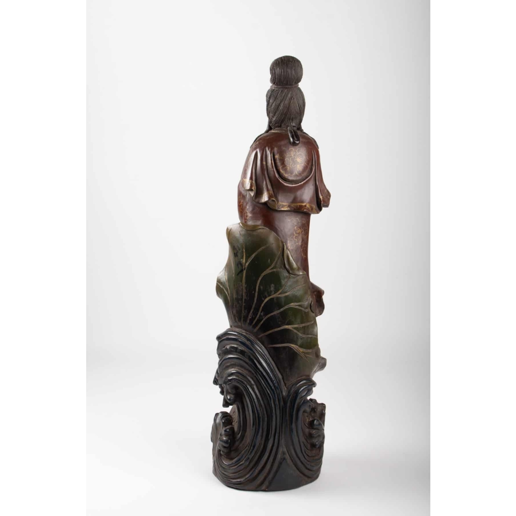 Guanyin en Bois Sculpté et Polichromie, Chine | Biron Guanyin en Bois Sculpté et Polichromie, Chine