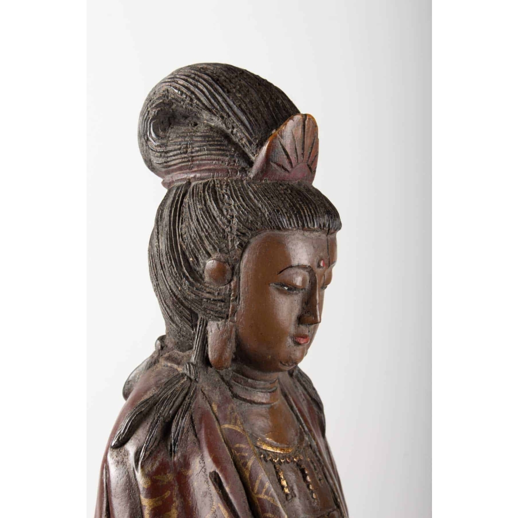 Guanyin en Bois Sculpté et Polichromie, Chine | Biron Guanyin en Bois Sculpté et Polichromie, Chine