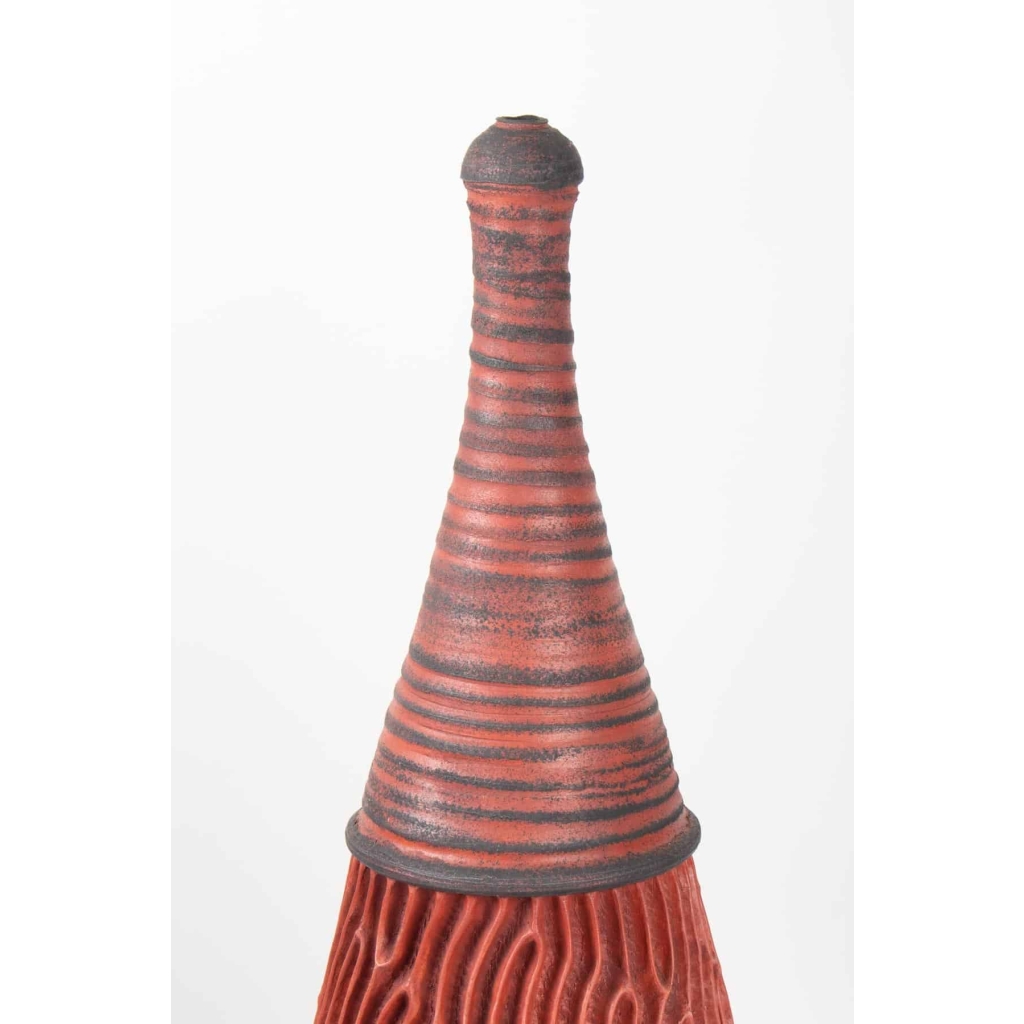 Bouteille strie par Emmanuel Peccatte ( 1974 – 2015 ) – céramique contemporaine | Biron Bouteille strie par Emmanuel Peccatte ( 1974 - 2015 ) - céramique contemporaine