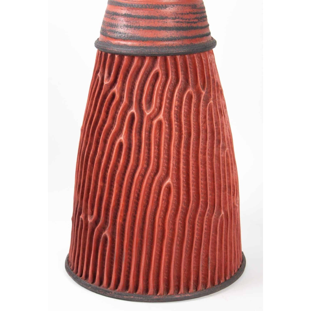 Bouteille strie par Emmanuel Peccatte ( 1974 – 2015 ) – céramique contemporaine | Biron Bouteille strie par Emmanuel Peccatte ( 1974 - 2015 ) - céramique contemporaine