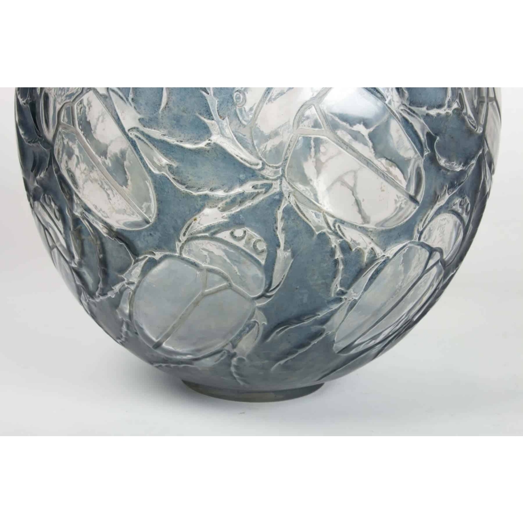 René LALIQUE : Vase Gros scarabée (1923) | Biron René LALIQUE : Vase Gros scarabée (1923)