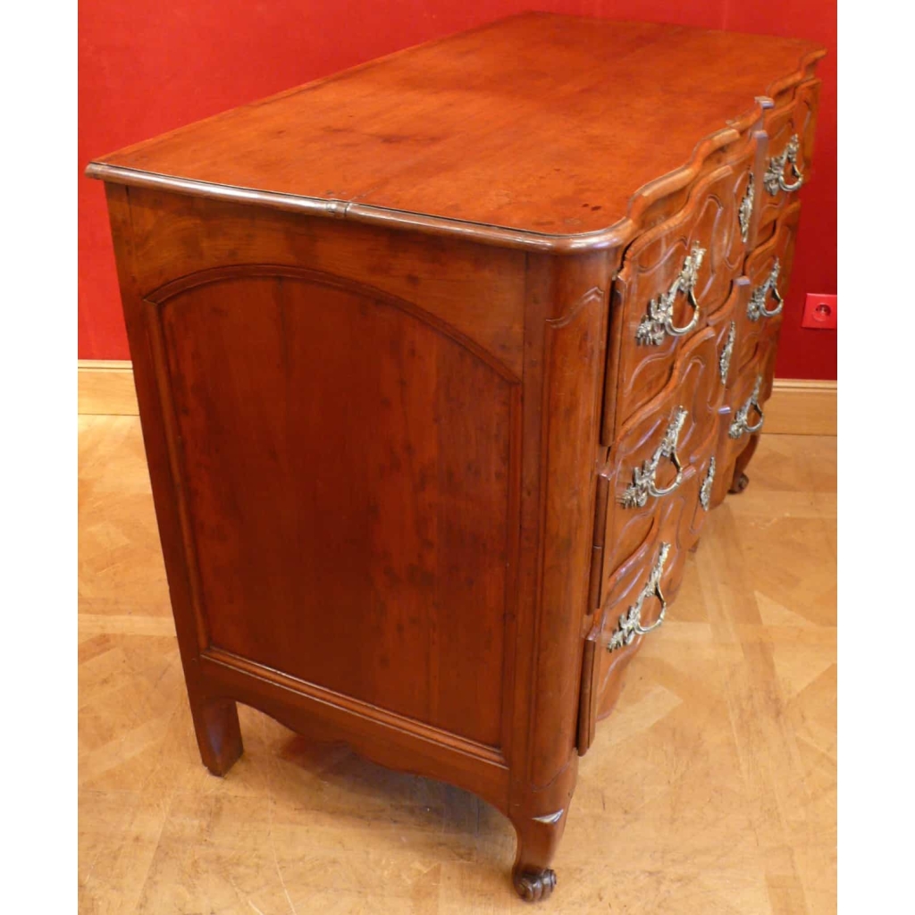 Commode Provencale arbalette fin XVIIIème siècle en noyer | Biron Commode Provencale arbalette fin XVIIIème siècle en noyer