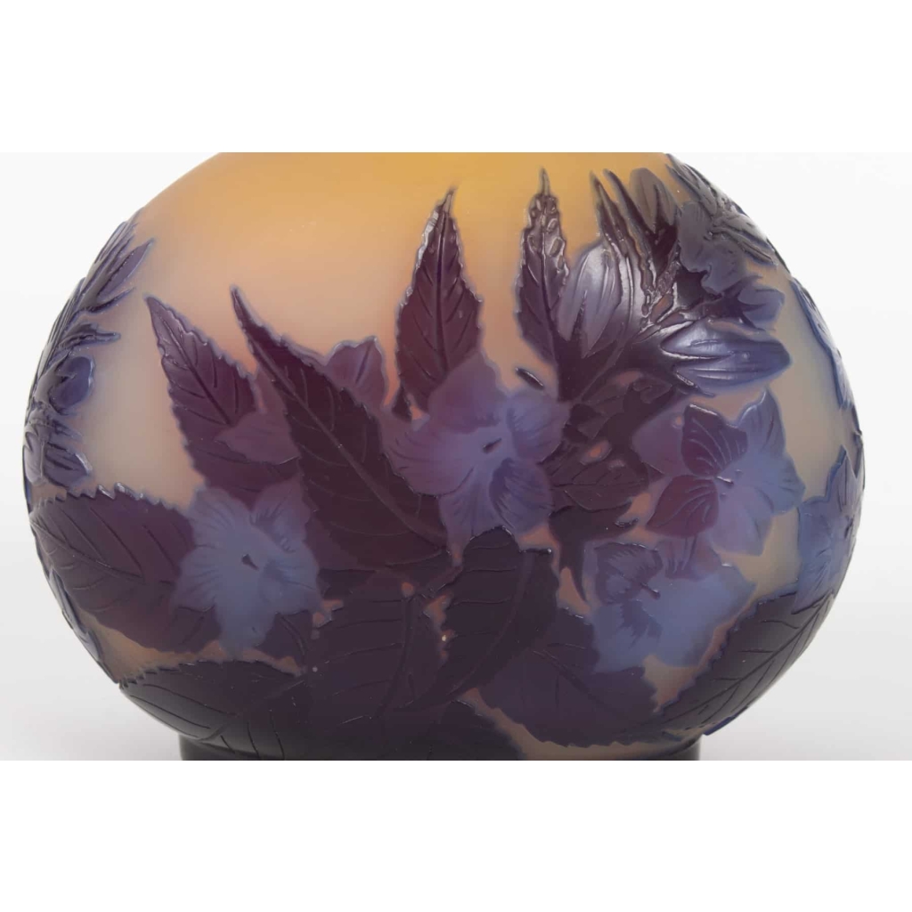 E.Gallé Vase Jaune & Bleu